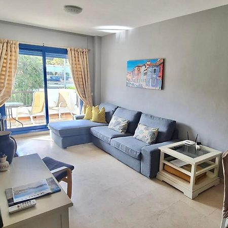 28 Mikonos Playa In Puerto De La Duquesa 2 Bed 2 Bath Apartment Ideally Located To The Beach & Marina Castillo de Sabinillas Dış mekan fotoğraf