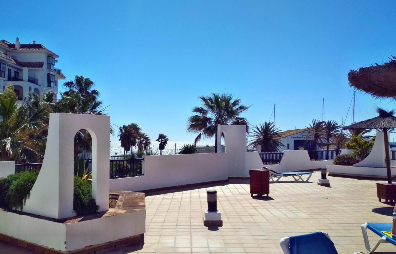 28 Mikonos Playa In Puerto De La Duquesa 2 Bed 2 Bath Apartment Ideally Located To The Beach & Marina Castillo de Sabinillas Dış mekan fotoğraf