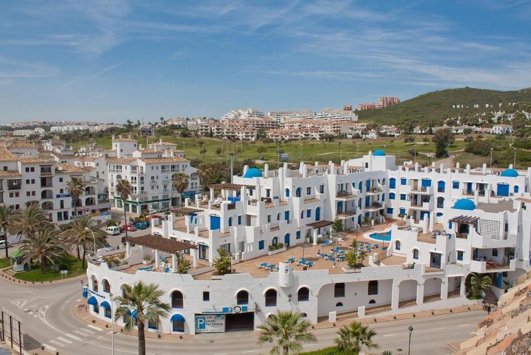 28 Mikonos Playa In Puerto De La Duquesa 2 Bed 2 Bath Apartment Ideally Located To The Beach & Marina Castillo de Sabinillas Dış mekan fotoğraf